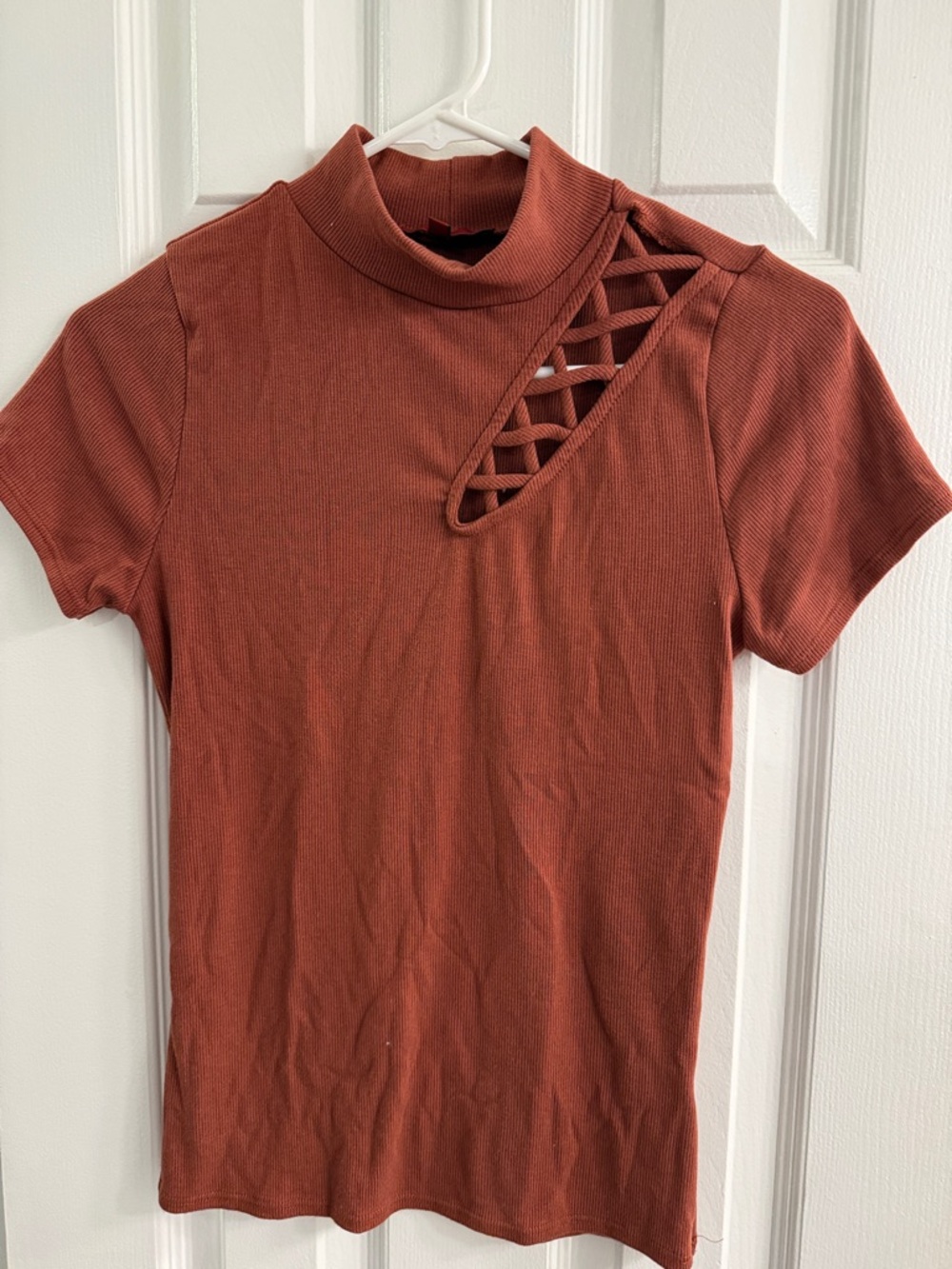 Cutout Lattice Short Sleeve Top in Rust